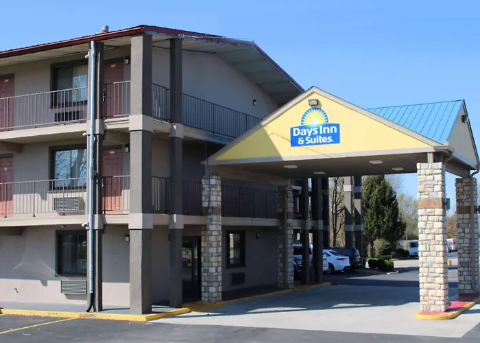Days Inn & Suites By Wyndham On I-44