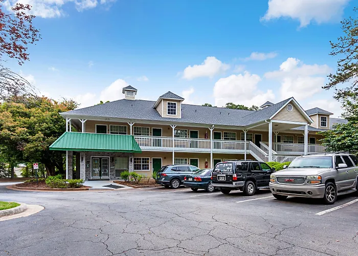 Hometowne Studios By Red Roof Atlanta -