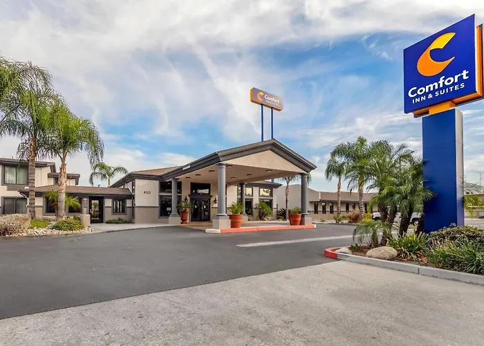 Comfort Inn & Suites Colton - San Bernardino