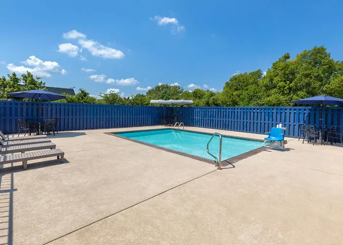 Days Inn By Wyndham Temple