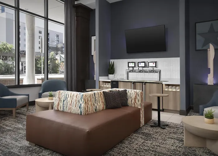 Hampton Inn And Suites Austin University Capitol