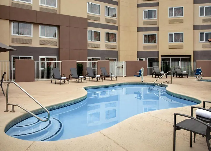 Fairfield Inn & Suites By Marriott Albuquerque Airport
