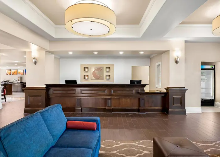 Comfort Inn & Suites I-540