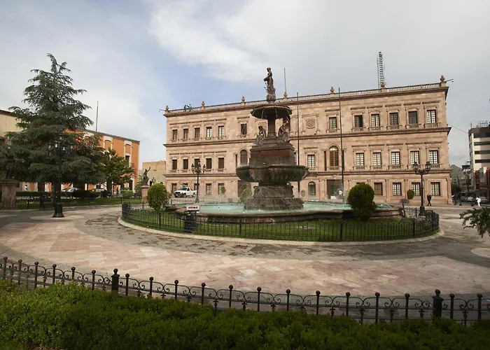 One Saltillo Aeropuerto