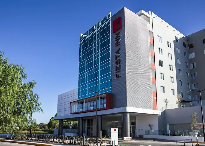 Fiesta Inn Celaya Galerias