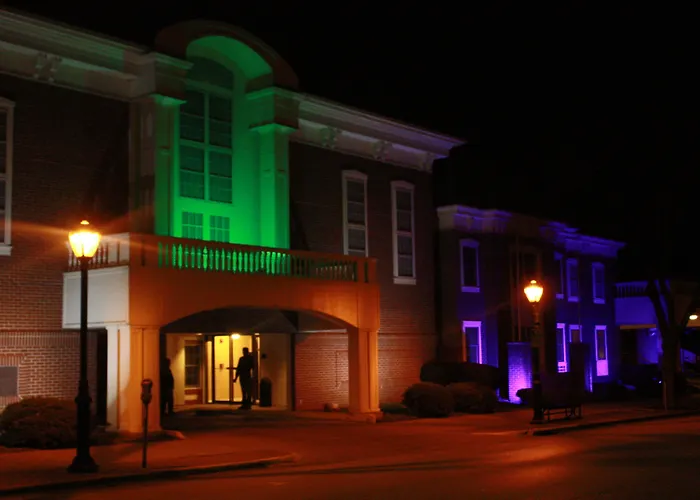 Mansion View Inn & Suites