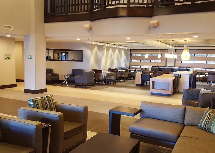 Comfort Suites Alpharetta-Roswell - Atlanta Area