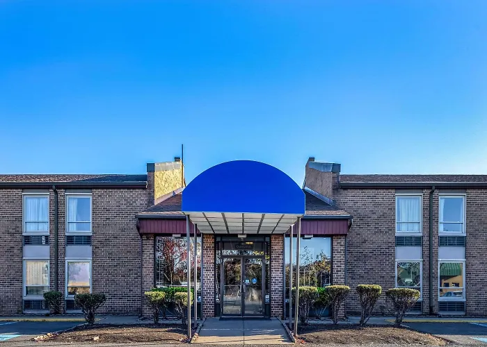 Days Inn By Wyndham Battlefield