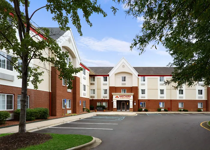 Mainstay Suites Omaha Old Mill