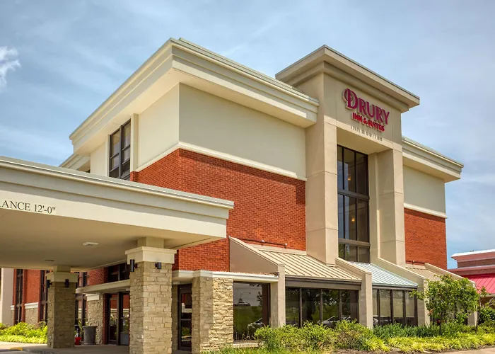Drury Inn & Suites St. Louis - Fairview Heights