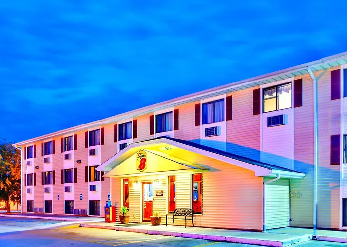 Super 8 By Wyndham Burlington