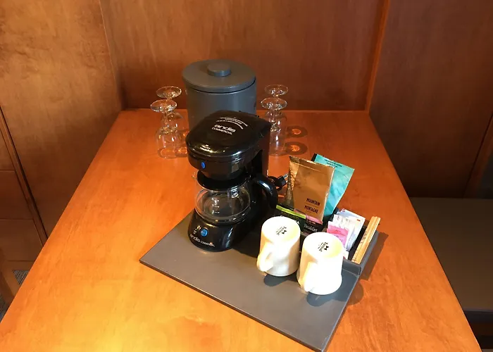 Whistler Village Inn & Suites