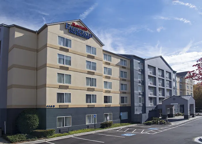 Fairfield Inn & Suites By Marriott Atlanta Perimeter Center