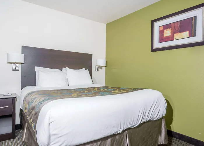 Baymont By Wyndham Wi