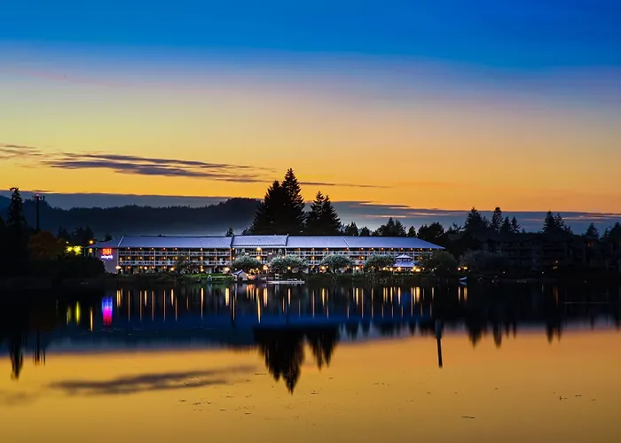 Inn On Long Lake