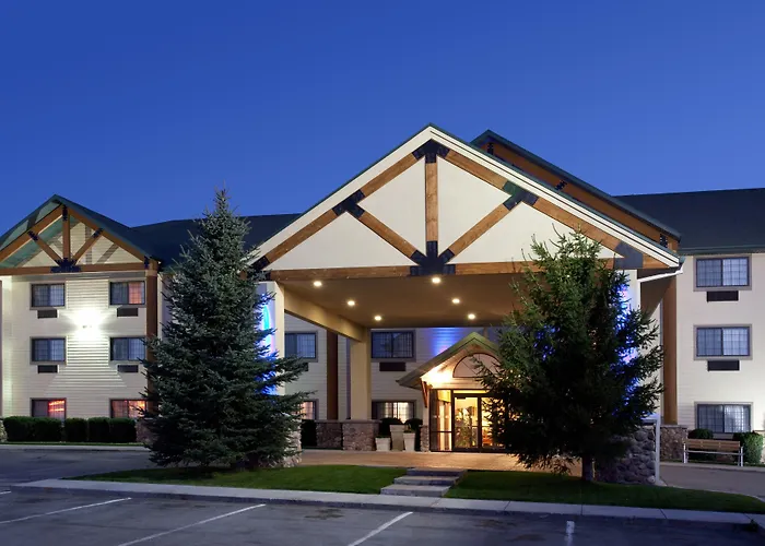 Holiday Inn Express By Ihg