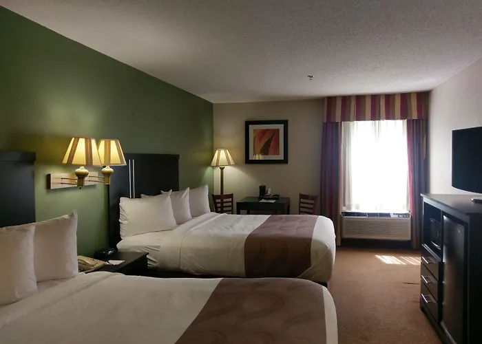Quality Inn & Suites I-40