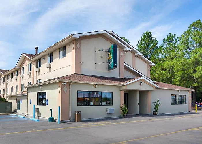 Quality Inn - Greenbrier