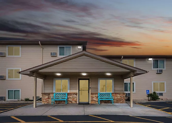 Super 8 By Wyndham Council Bluffs Ia Omaha Ne Area Motel