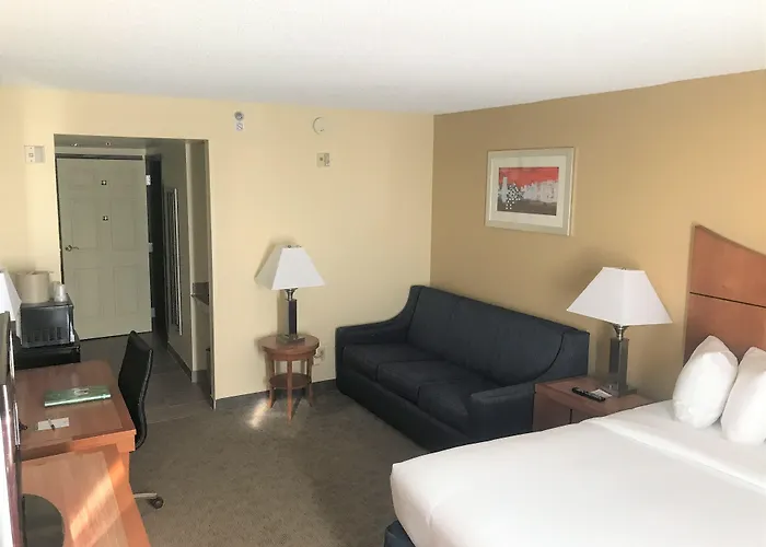Wingate By Wyndham, Universal Studios