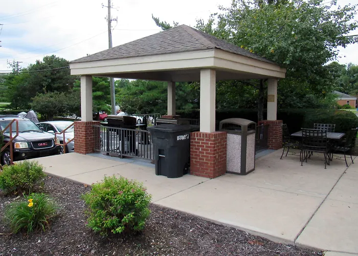 Sonesta Simply Suites Columbus Airport Gahanna