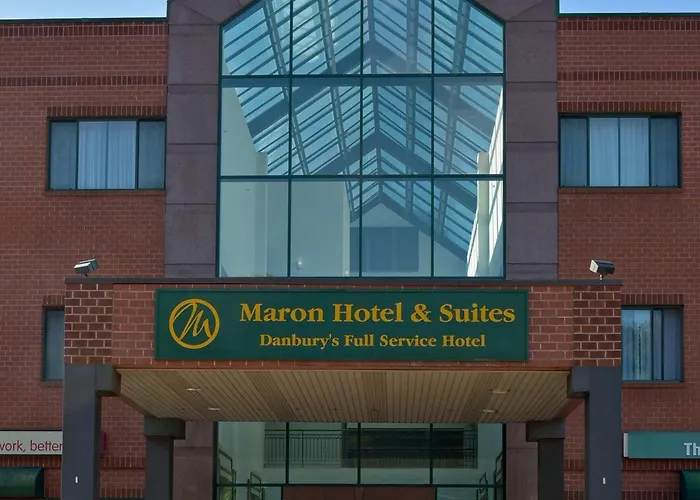 Maron & Suites