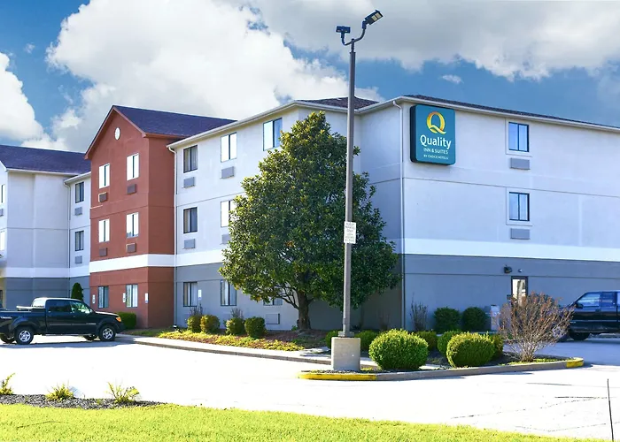 Quality Inn & Suites Louisville South