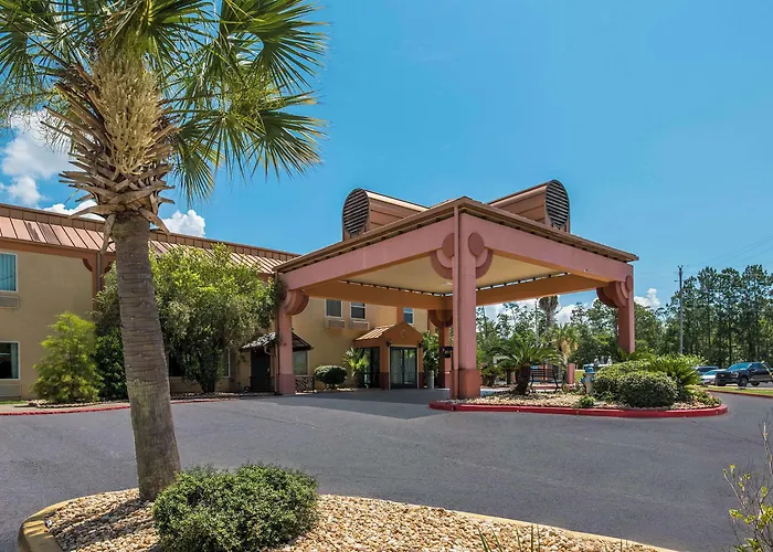 Econo Lodge Inn & Suites Diamondhead