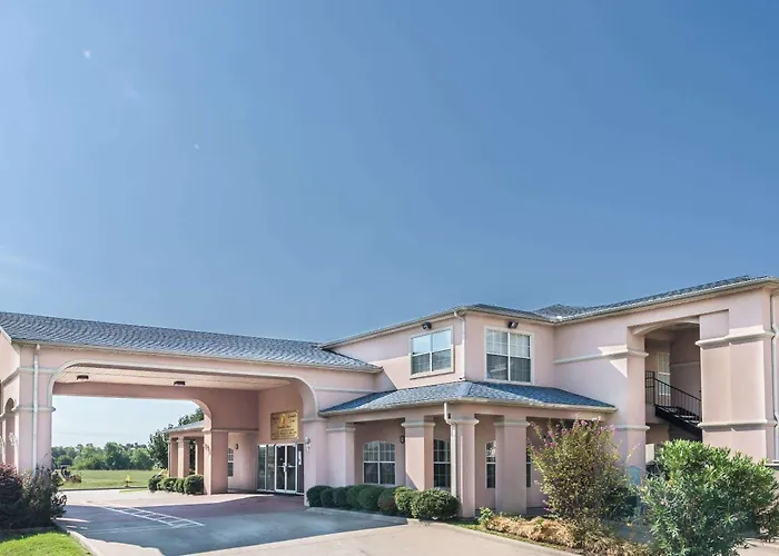 Super 8 By Wyndham Greenville