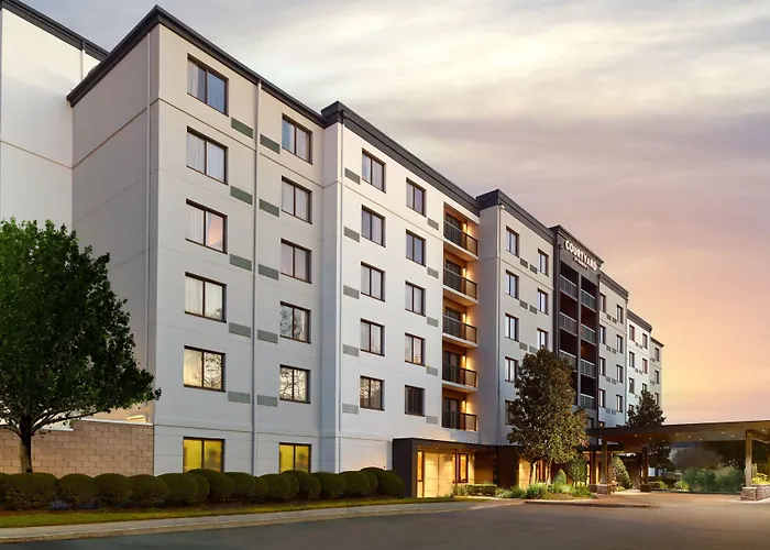 Courtyard By Marriott New Orleans Metairie