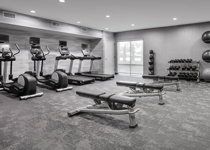 Fairfield Inn & Suites By Marriott Tulsa Central