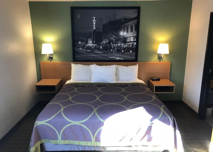 Super 8 By Wyndham Bend