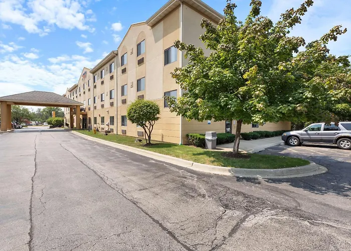 Comfort Suites Lombard - Addison