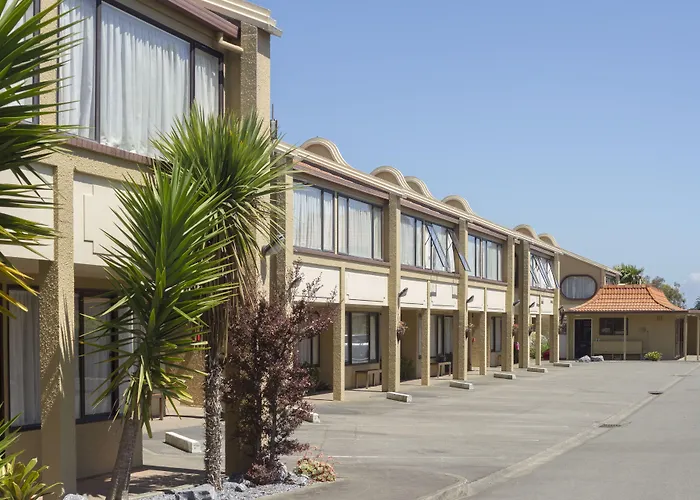 The Beachcomber Hotel Nelson