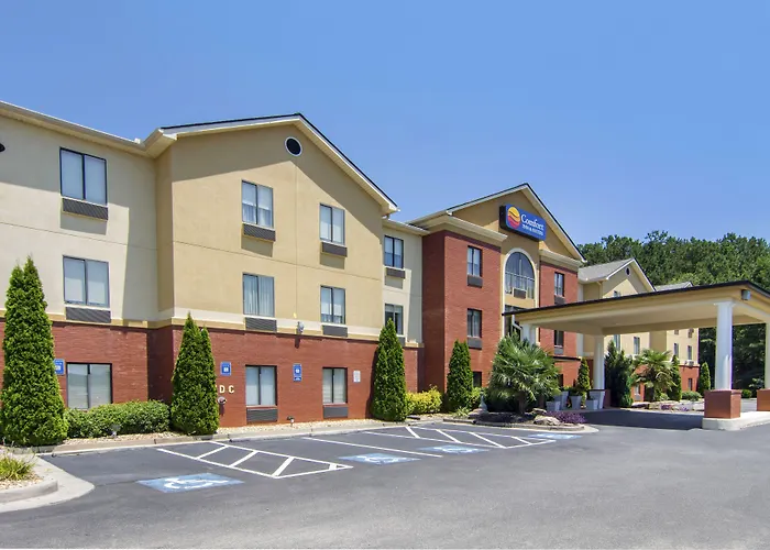 Comfort Inn & Suites Riverstone Area