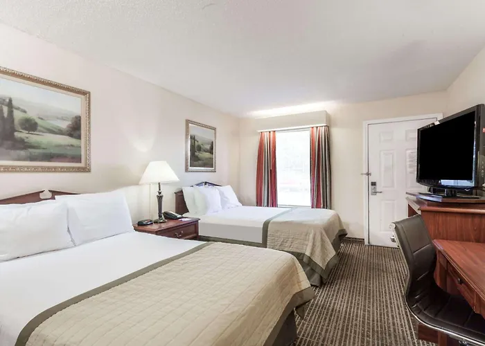 Baymont By Wyndham