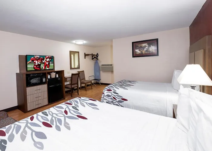 Red Roof Inn Neptune - Jersey Shore