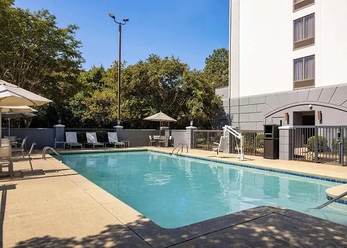 Hyatt Place Charlotte Airport/Lake Pointe