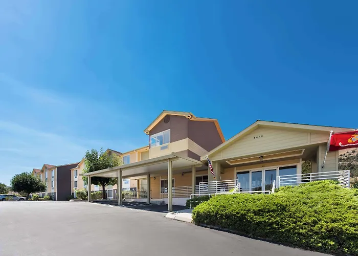 Best Western Topaz Lake Inn