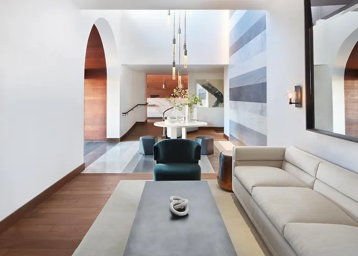 Casa Madrona Hotel And Spa