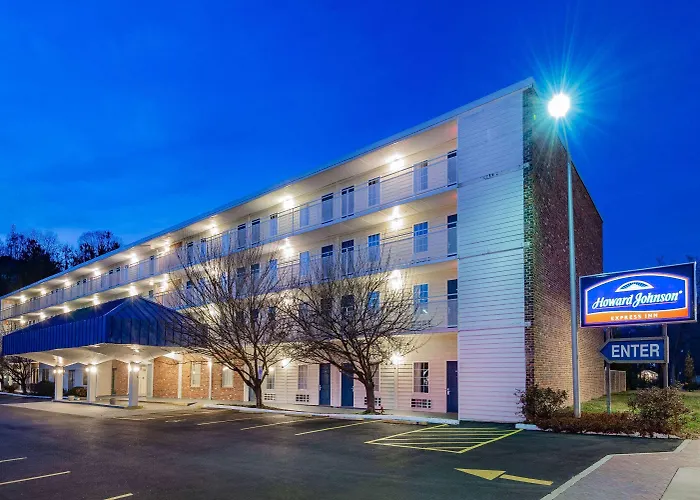 Howard Johnson By Wyndham Staunton