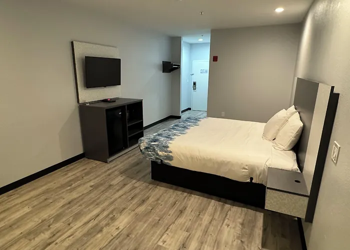 Americas Best Value Inn & Suites Haltom City Ft. Worth