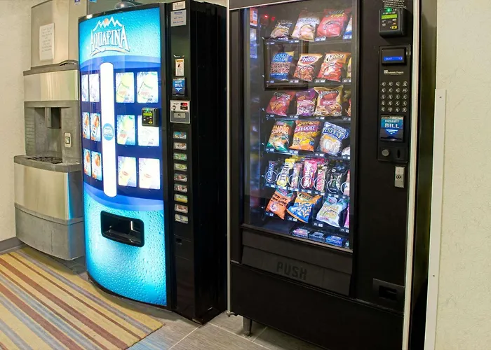 Super 8 By Wyndham Pontoon Beach Il/St. Louis Mo Area