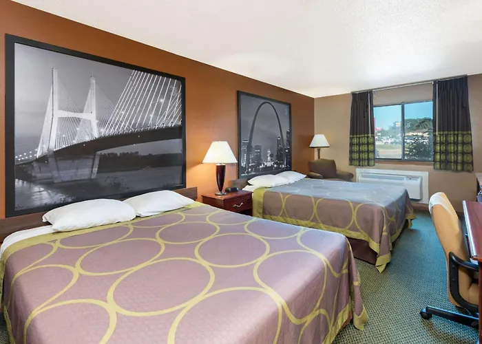 Super 8 By Wyndham Poplar Bluff Missouri Hotel