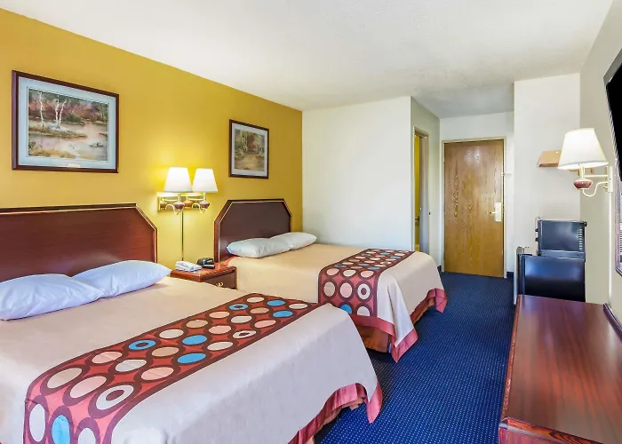 Super 8 By Wyndham Morristown/South Hotel