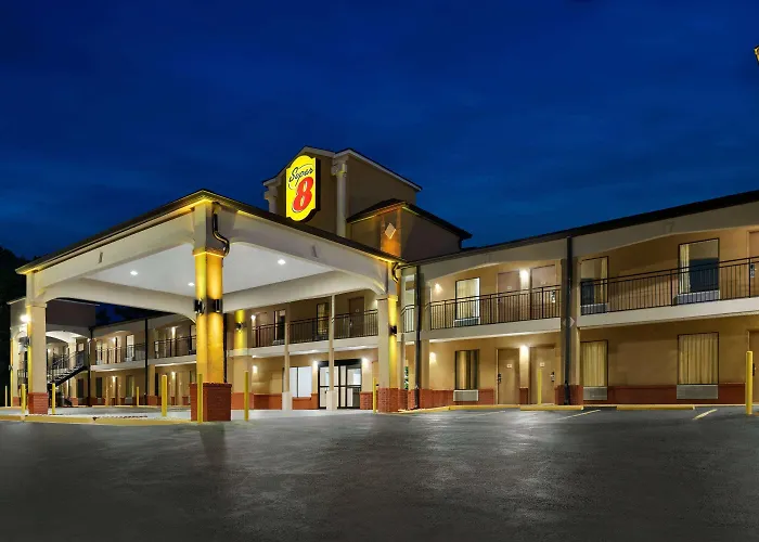 Super 8 By Wyndham Pearl/Jackson/East