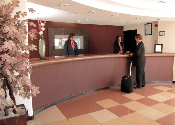 Hotel Aranzazu Plaza Kristal Aguascalientes