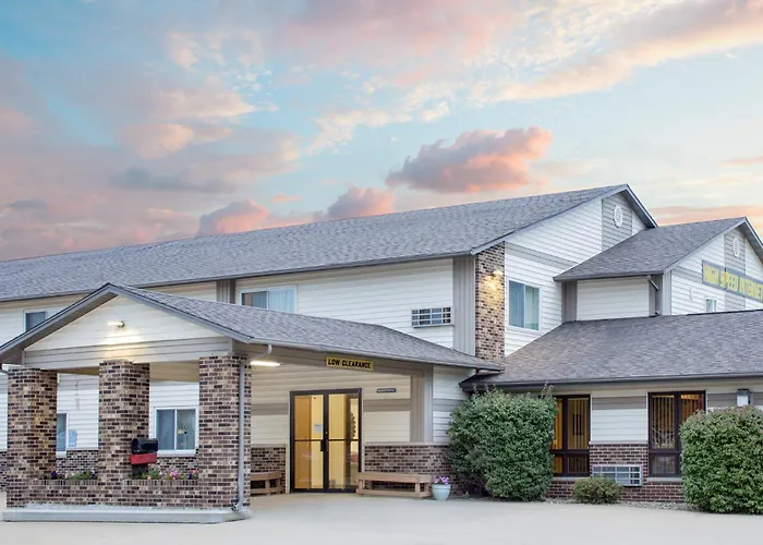 Super 8 By Wyndham