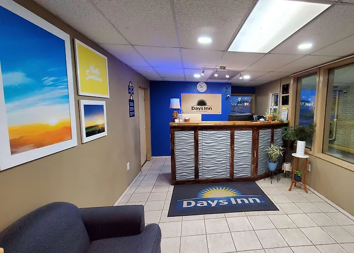 Days Inn By Wyndham Monett
