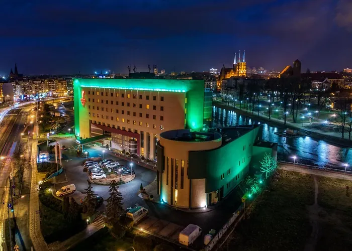 Hp Park Plaza
